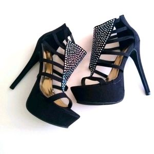 Red Circle high heels